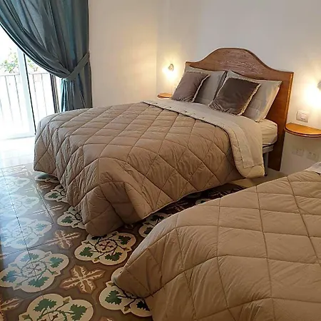 Dei Cardinale 4*