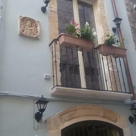 Dei Cardinale 3*
